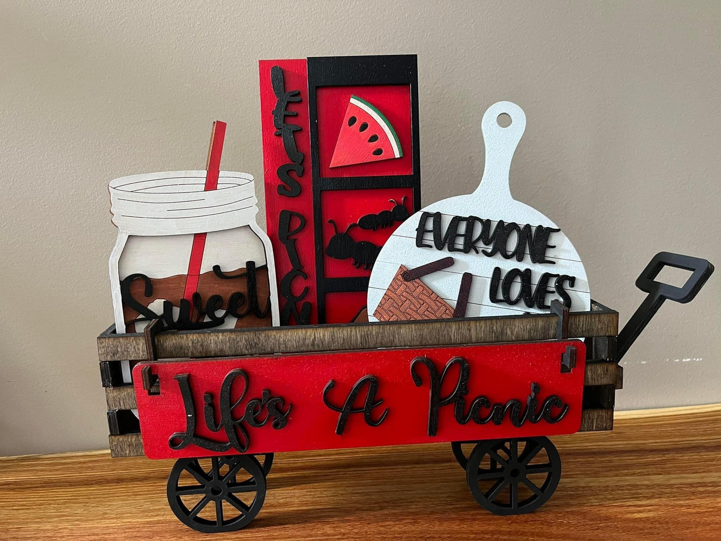 Life’s A Picnic Interchangeable Wagon Set