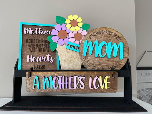 A Mother’s Love Interchangeable Wagon Set